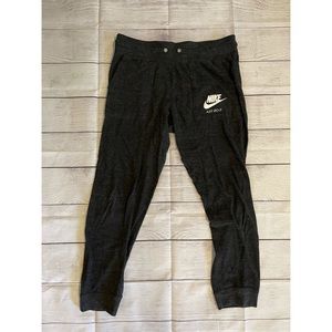 Nike Joggers